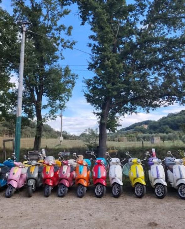 Umbria in Vespa