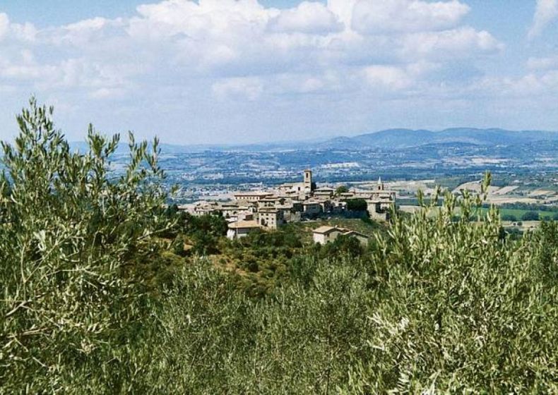 1. Bettona - Collemancio, Lac Trasimène, Ombrie 3