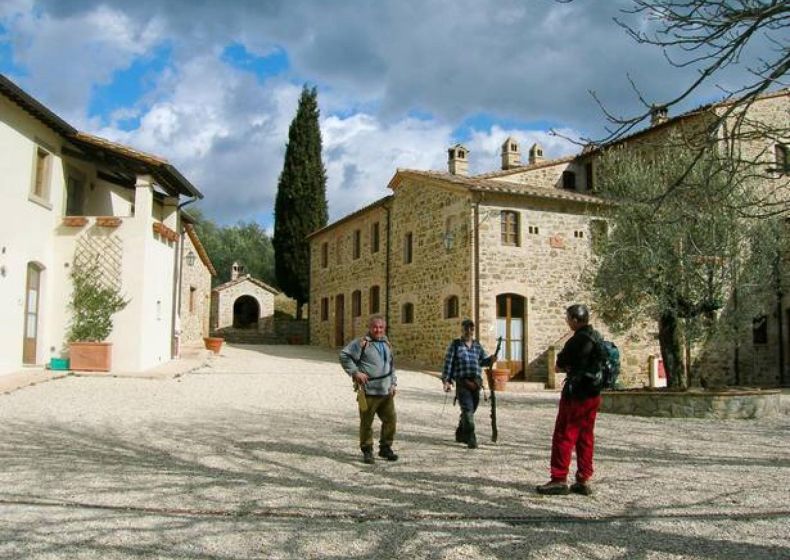 26. Torale - Pischiello - Poggio Belveduto - Convento dei Cappuccini, Trasimenomeer, Umbrië 0