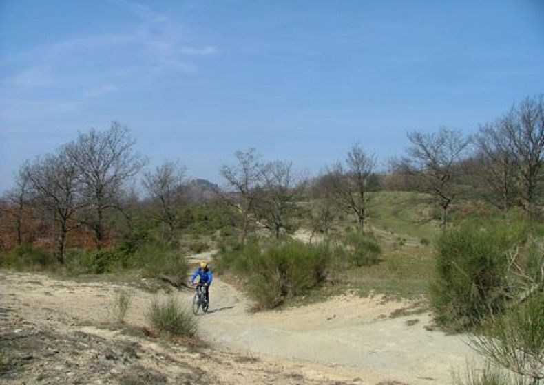 2. Castiglione  - Aldobrando, Trasimenomeer,  Umbrië 0